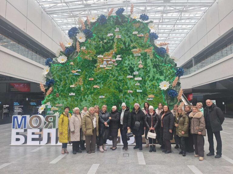 Продолжаем путешествовать по родной стране!