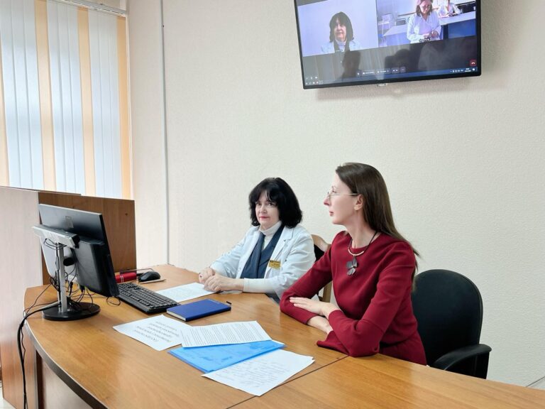 Онлайн-видеоконференция с врачами акушерами-гинекологами Государственного бюджетного учреждения здравоохранения «Приморский краевой перинатальный центр»